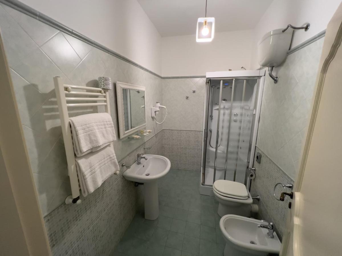 Hotel Borgo Di Ciaula Santa Flavia Eksteriør billede
