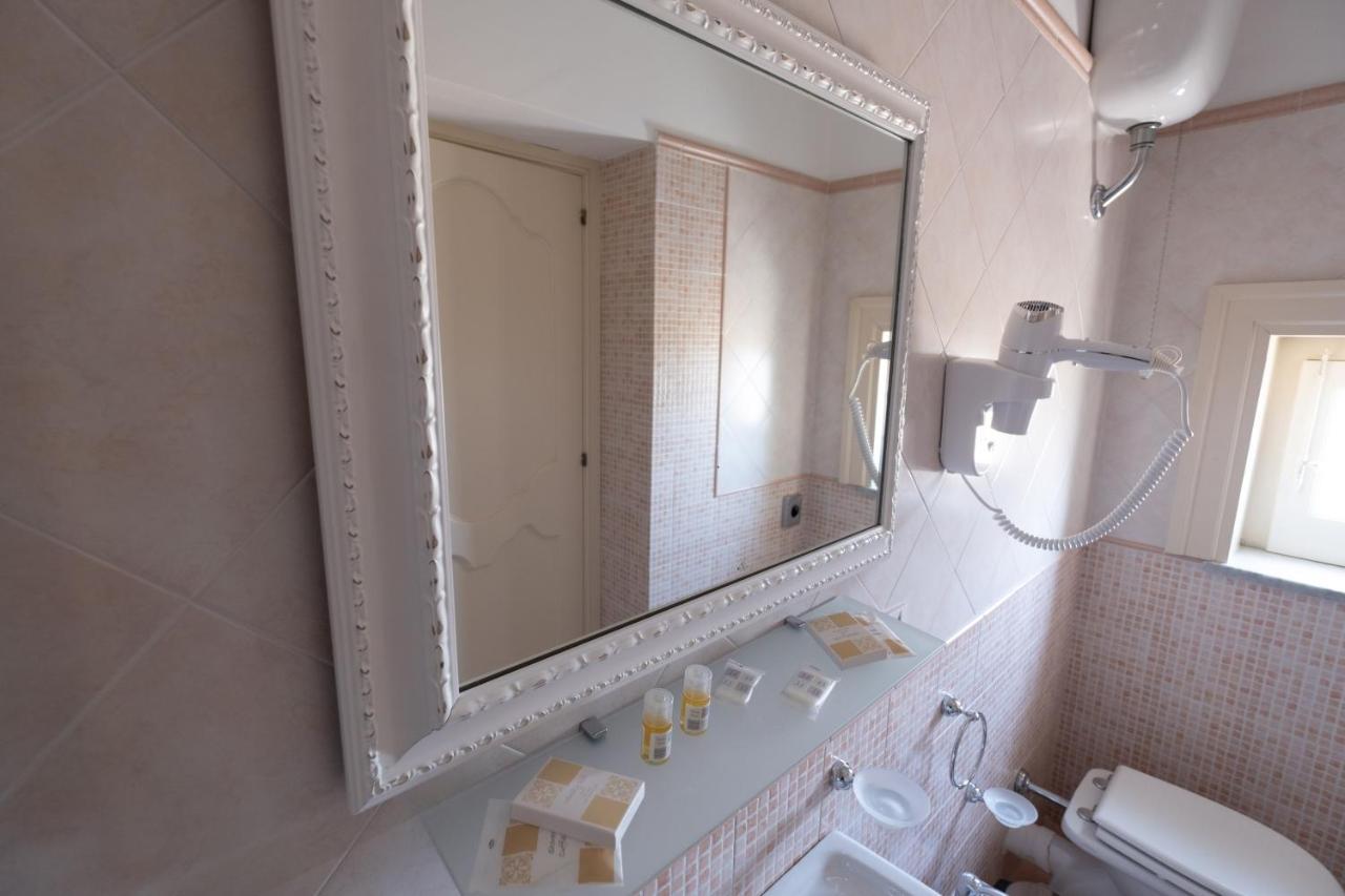 Hotel Borgo Di Ciaula Santa Flavia Eksteriør billede