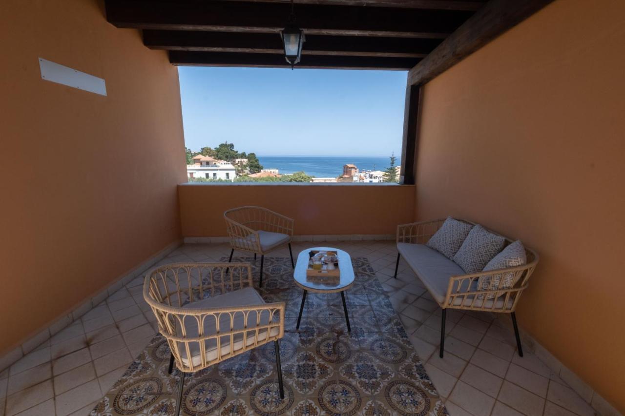 Hotel Borgo Di Ciaula Santa Flavia Eksteriør billede