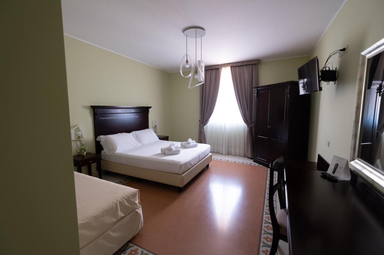 Hotel Borgo Di Ciaula Santa Flavia Eksteriør billede