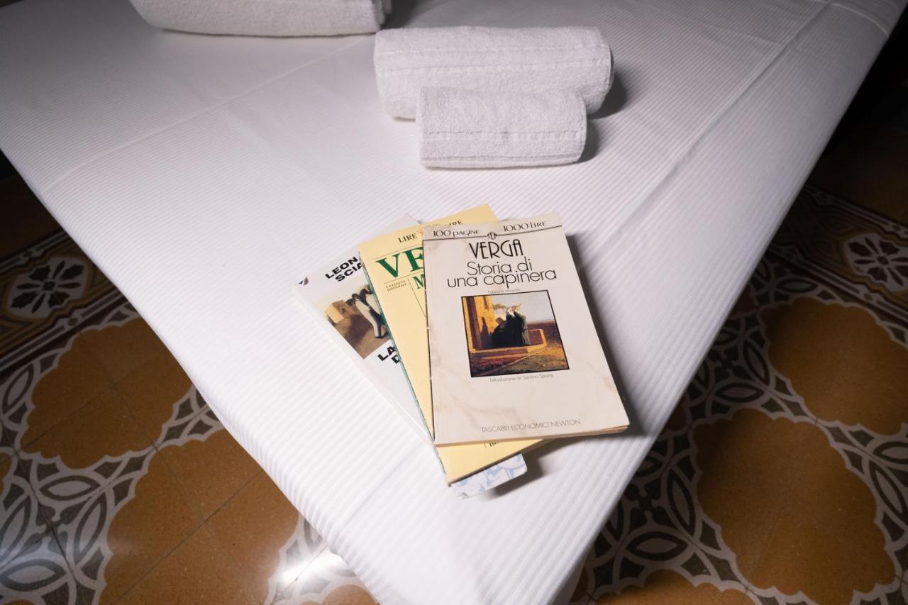 Hotel Borgo Di Ciaula Santa Flavia Eksteriør billede